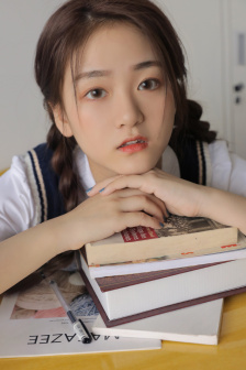 黑人强辱丰满的人妻熟女
